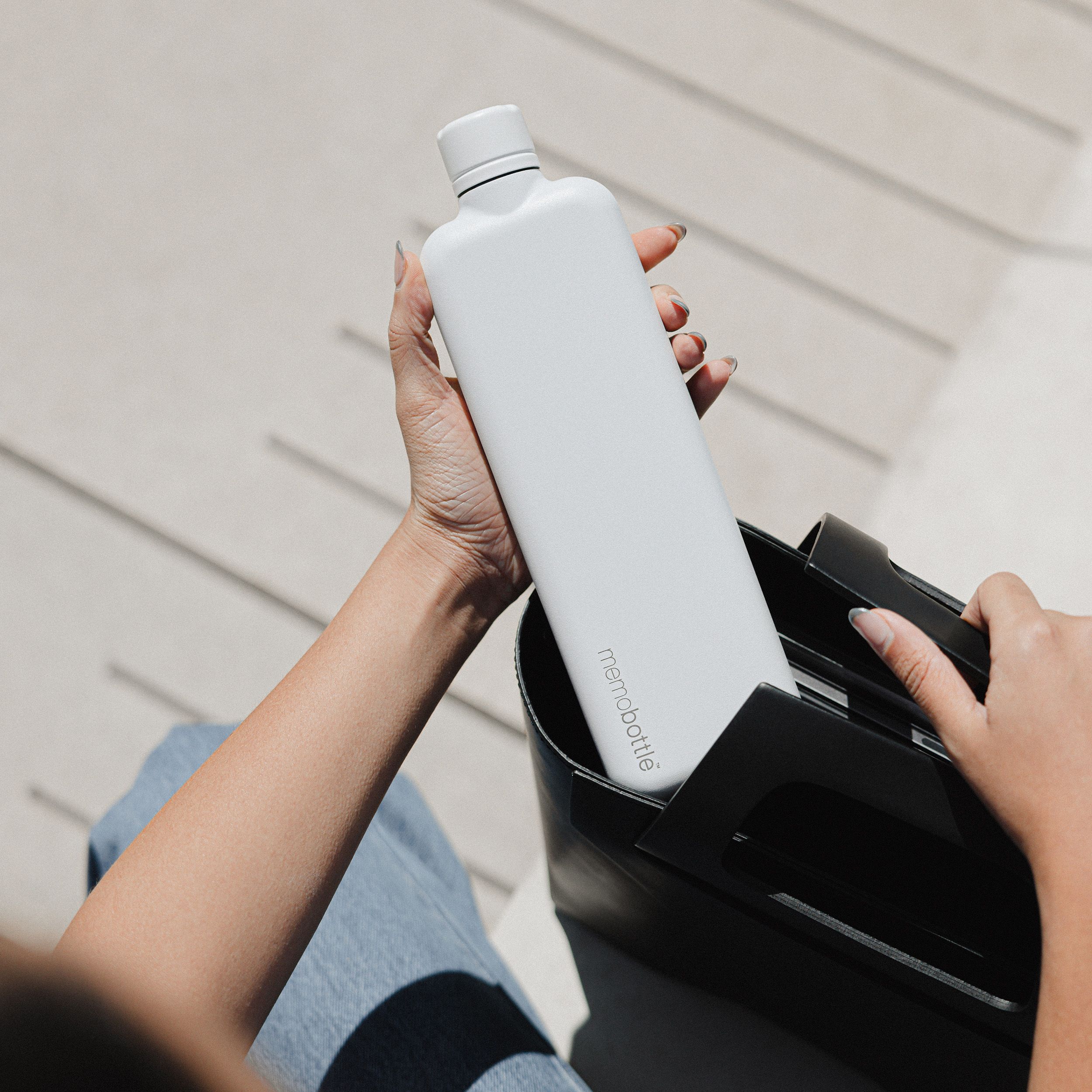 Memobottle Slim - Rozsdamentes Acél Vizespalack - 600ml - fehér