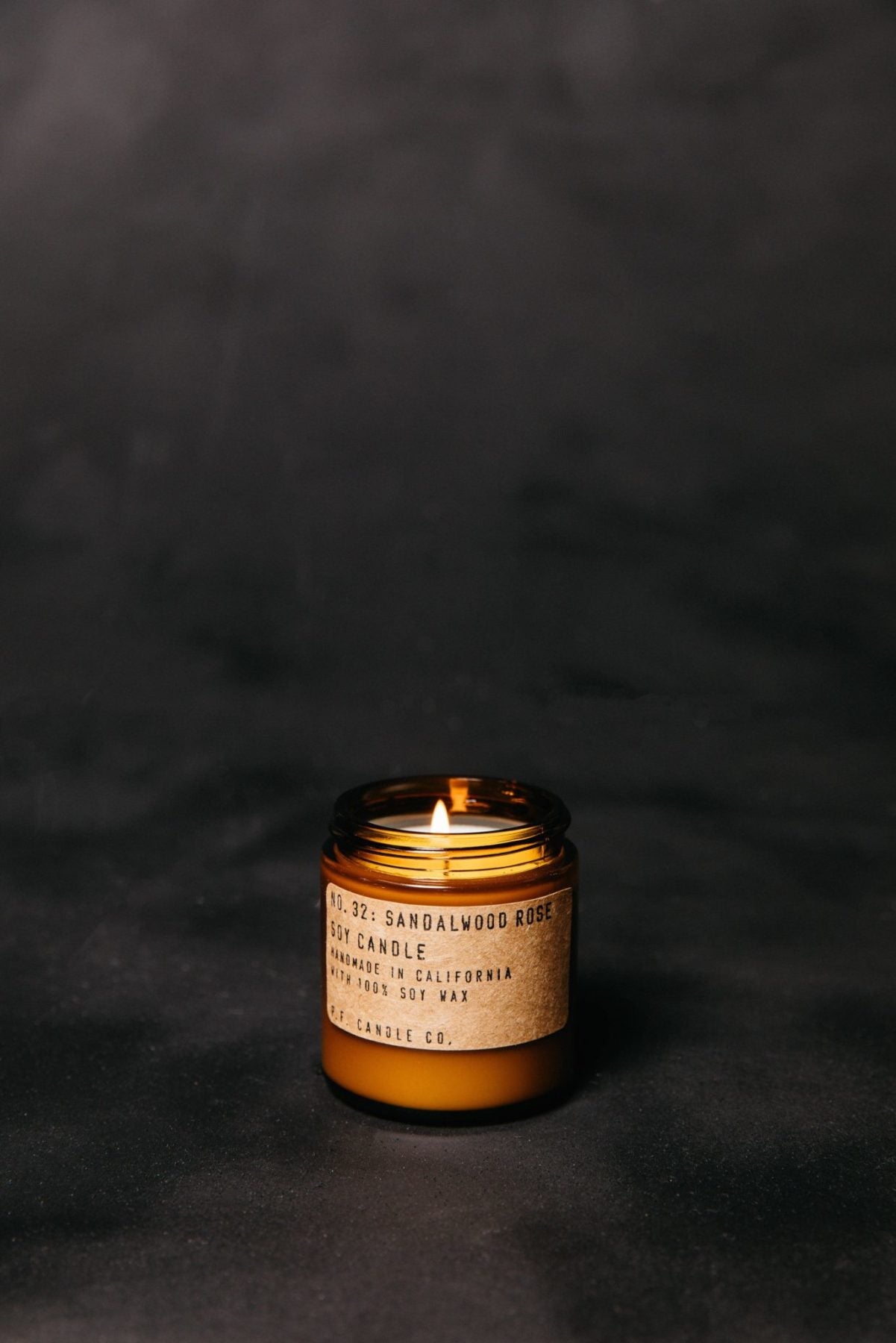 P.F.Candle: Sandalwood Rose - szója illatgyertya